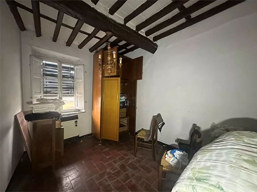 Immagine 12 di Porzione di casa in vendita  in via larga a Lucca