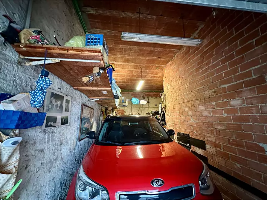 Immagine 36 di Rustico / casale in vendita  in via dei ramacciotti 4 a Capannori