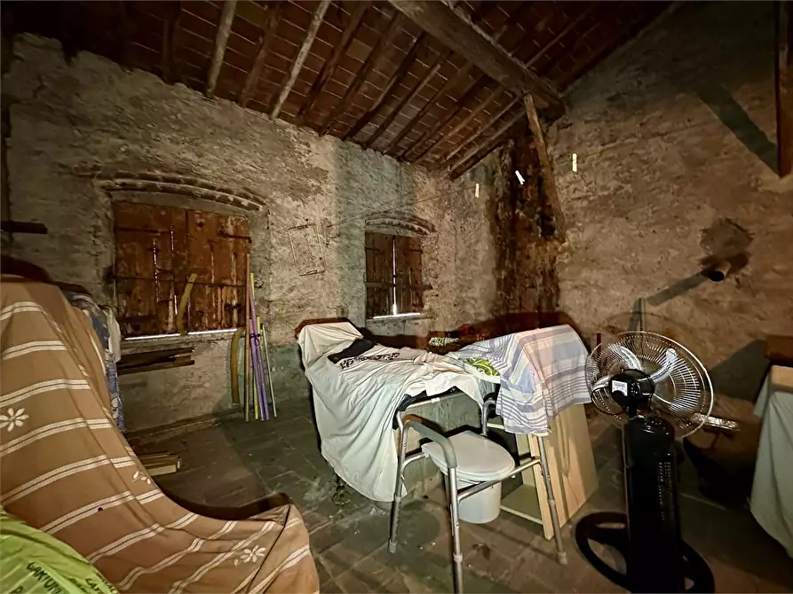 Immagine 19 di Rustico / casale in vendita  in via dei ramacciotti 4 a Capannori