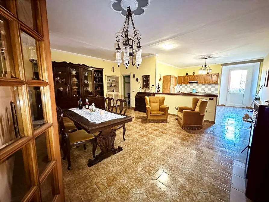 Immagine 3 di Appartamento in vendita  in via dei preti a Capannori