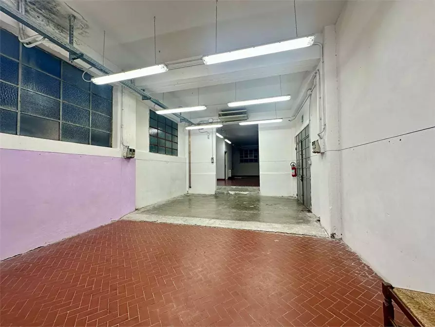 Capannone industriale in affitto in via delle ville 493 a Capannori