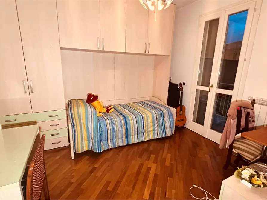 Immagine 9 di Villetta a schiera in vendita  a Lucca