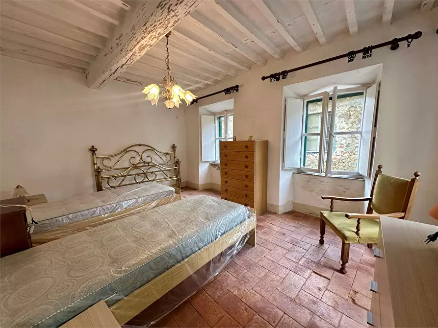 Immagine 14 di Porzione di casa in vendita  in via delle ville 493 a Capannori