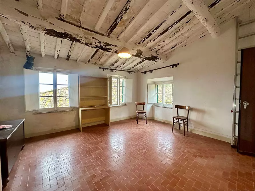 Immagine 19 di Porzione di casa in vendita  in via delle ville 493 a Capannori