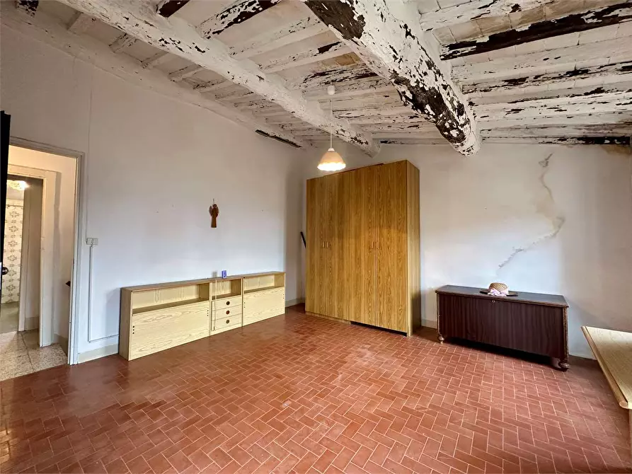 Immagine 21 di Porzione di casa in vendita  in via delle ville 493 a Capannori