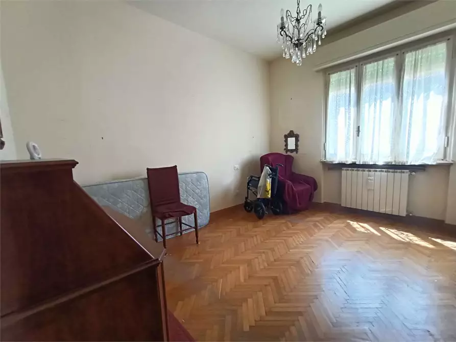 Immagine 9 di Appartamento in vendita  in Via Antonio Gramsci a Lucca