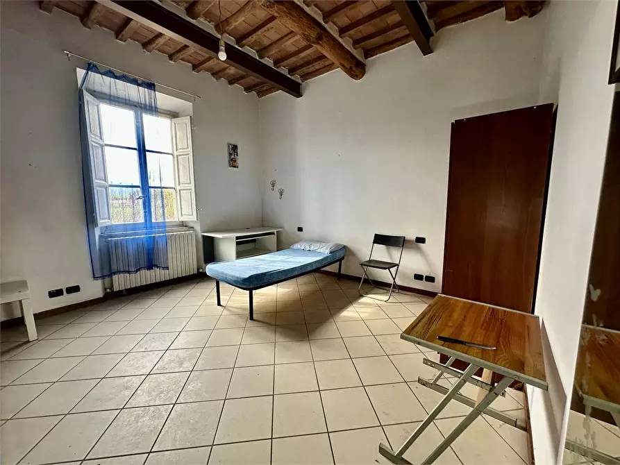 Immagine 17 di Porzione di casa in vendita  in via carlo piaggia a Lucca