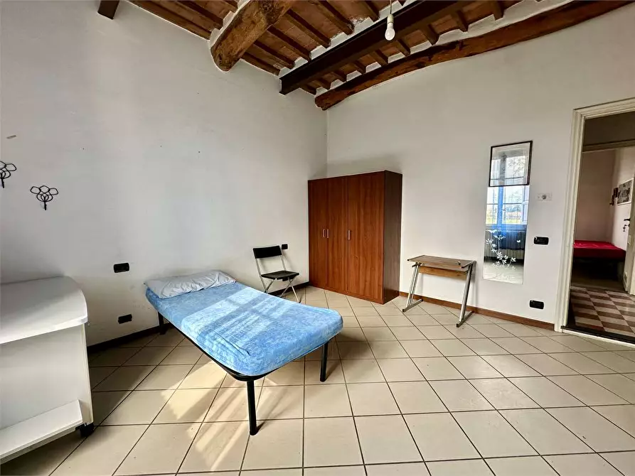 Immagine 20 di Porzione di casa in vendita  in via carlo piaggia a Lucca