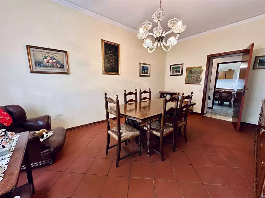 Immagine 4 di Porzione di casa in vendita  in via larga a Lucca