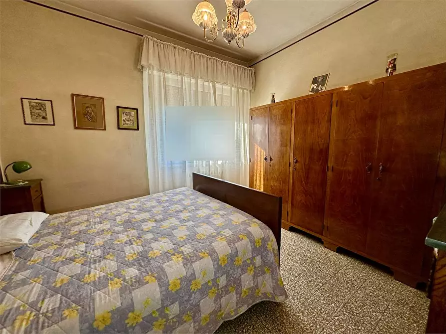 Immagine 23 di Porzione di casa in vendita  in via larga a Lucca