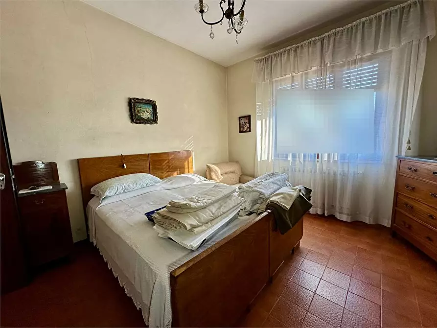 Immagine 17 di Porzione di casa in vendita  in via larga a Lucca