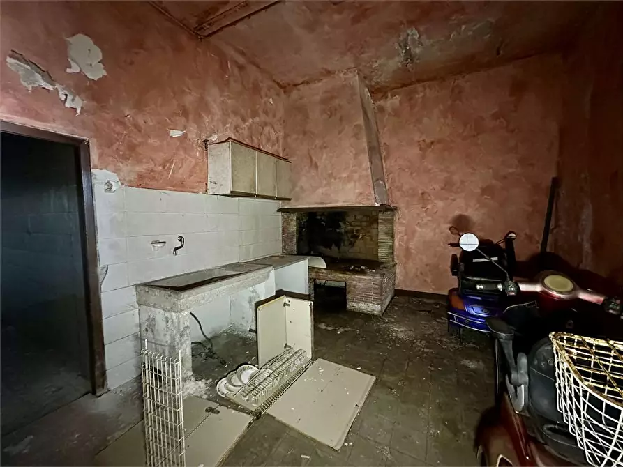 Immagine 31 di Casa indipendente in vendita  in via di matraia a Capannori