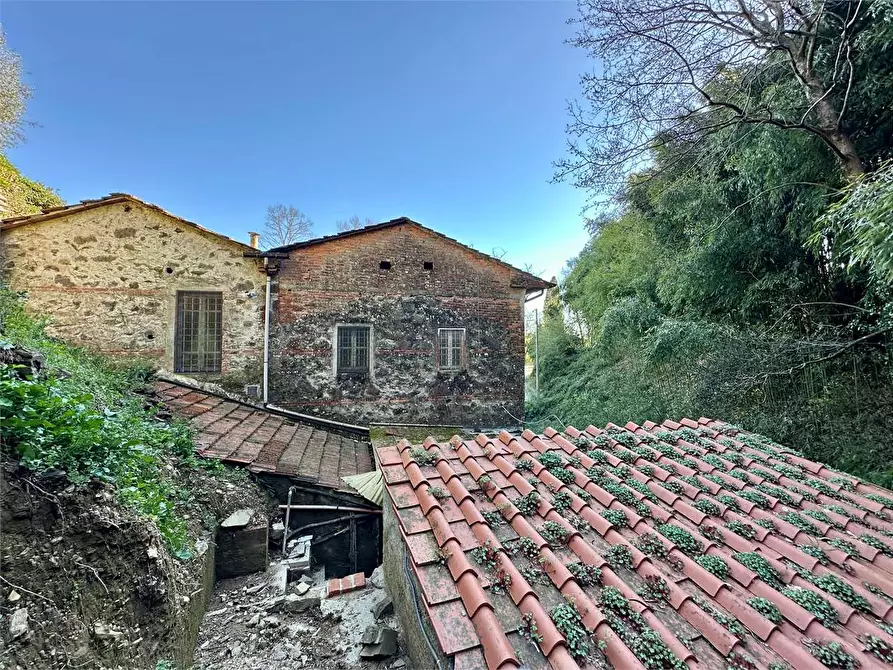 Immagine 37 di Casa indipendente in vendita  in via di matraia a Capannori
