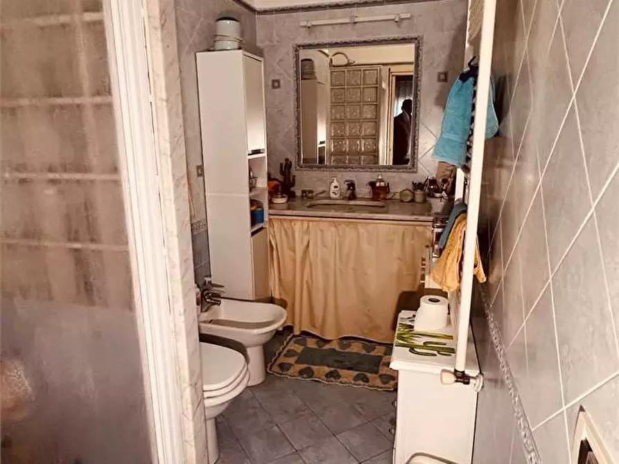 Immagine 11 di Appartamento in vendita  in via paolinelli a Capannori