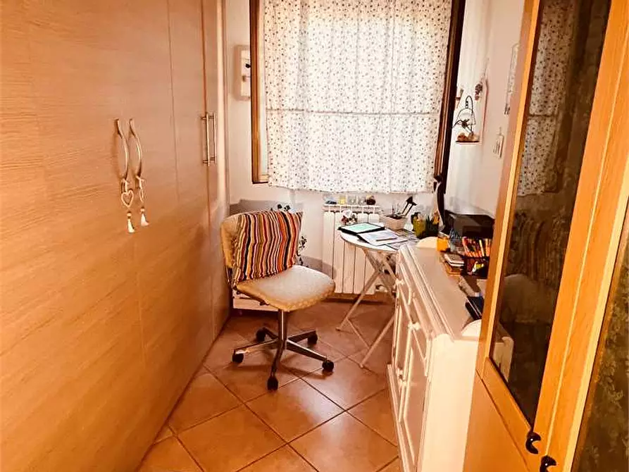 Immagine 8 di Appartamento in vendita  in via paolinelli a Capannori