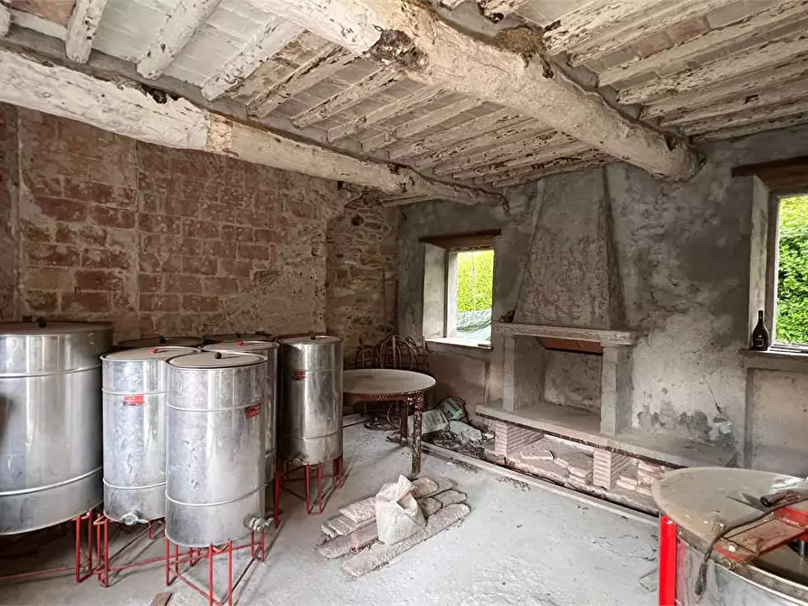 Immagine 7 di Porzione di casa in vendita  in via di san ginese a Capannori