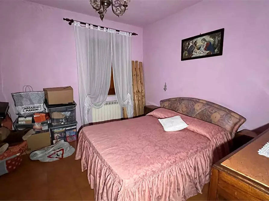 Immagine 12 di Porzione di casa in vendita  in Via delle Ville  493 a Capannori