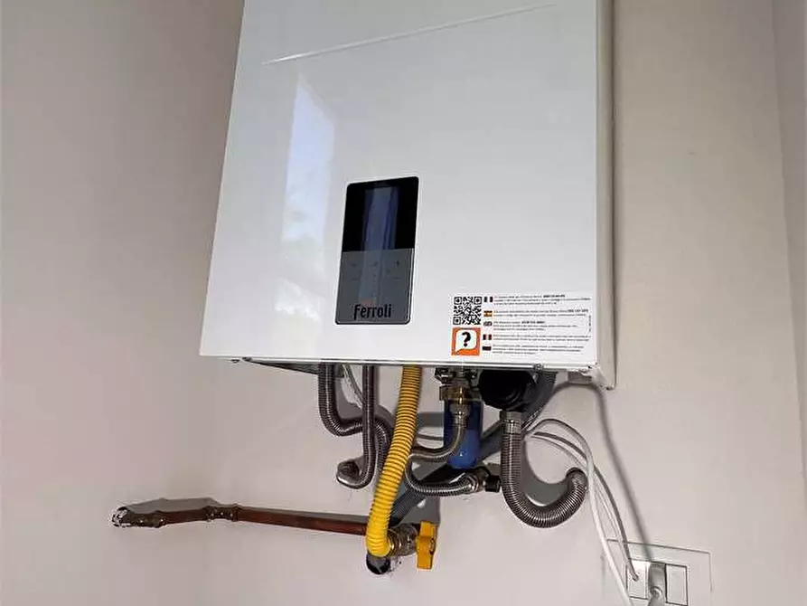 Immagine 14 di Appartamento in vendita  in lunata a Capannori