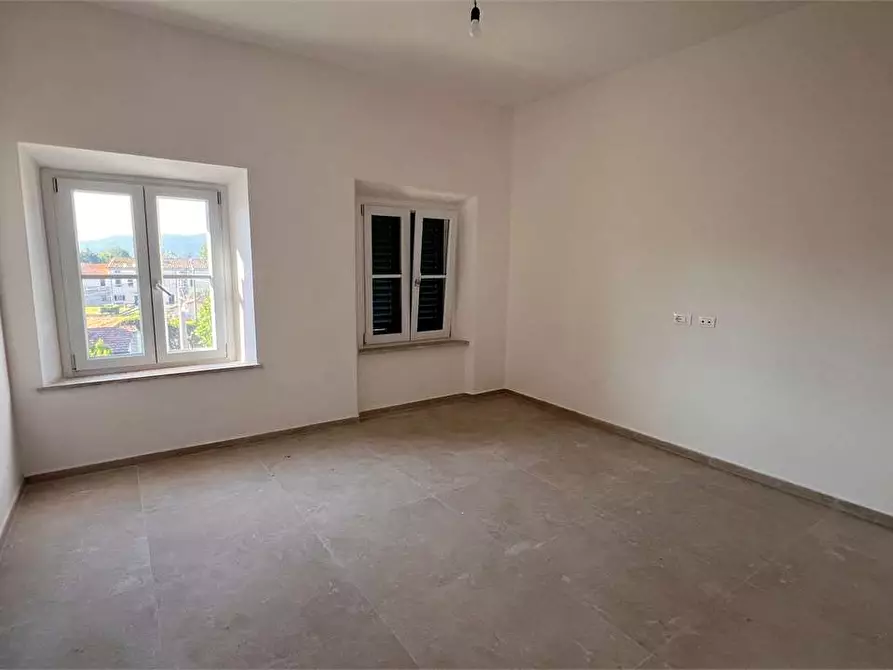 Immagine 16 di Appartamento in vendita  in lunata a Capannori