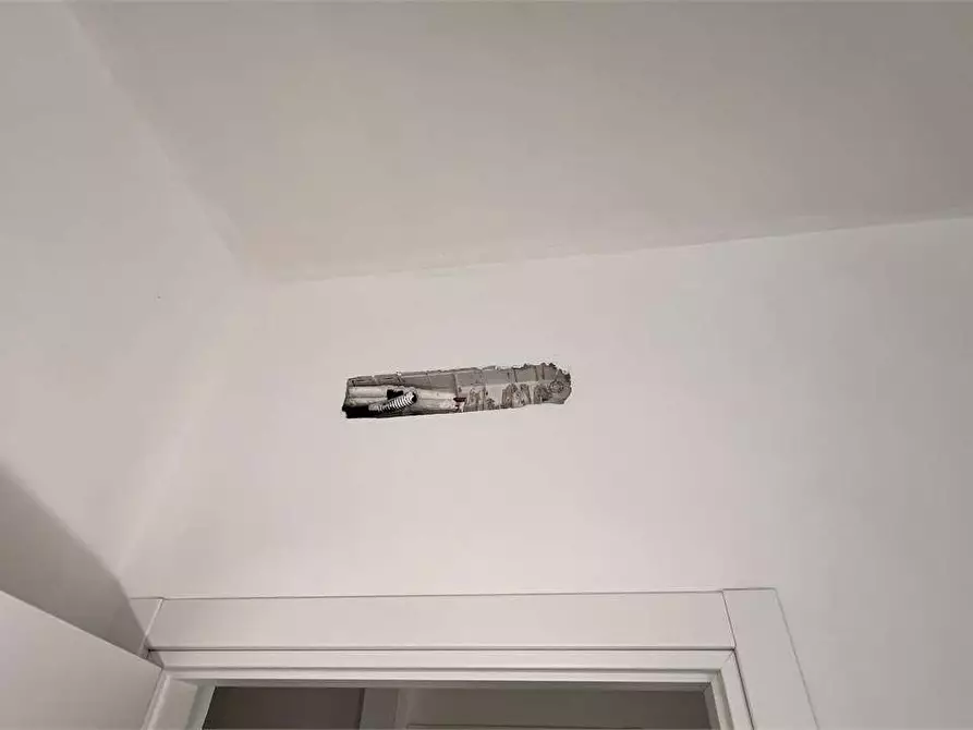 Immagine 24 di Appartamento in vendita  in lunata a Capannori