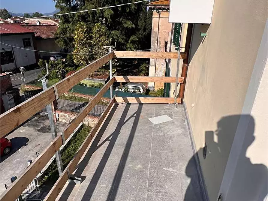 Immagine 25 di Appartamento in vendita  in lunata a Capannori