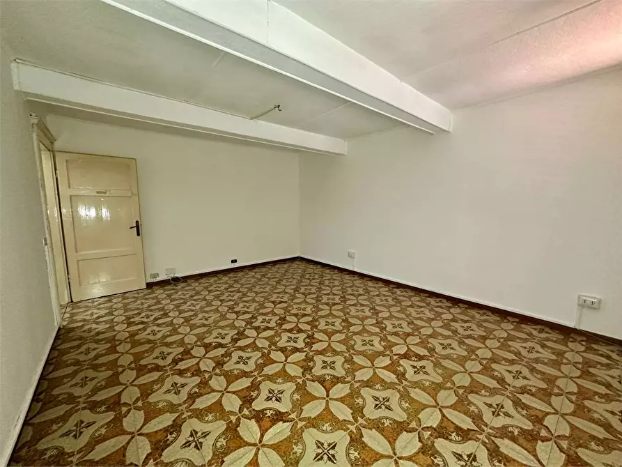 Immagine 17 di Porzione di casa in vendita  in via carlo del Prete a Capannori