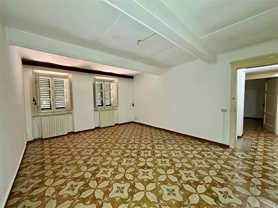 Immagine 19 di Porzione di casa in vendita  in via carlo del Prete a Capannori