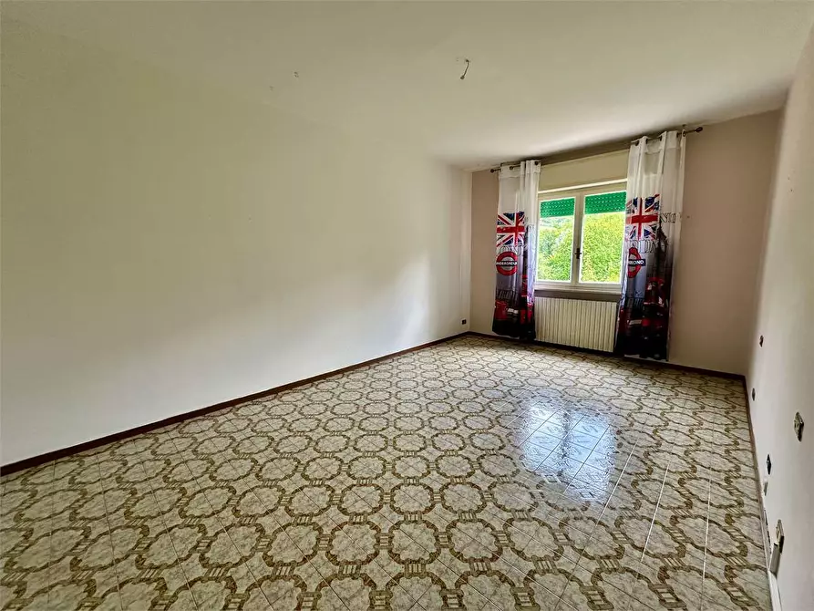 Immagine 27 di Porzione di casa in vendita  in via carlo del Prete a Capannori