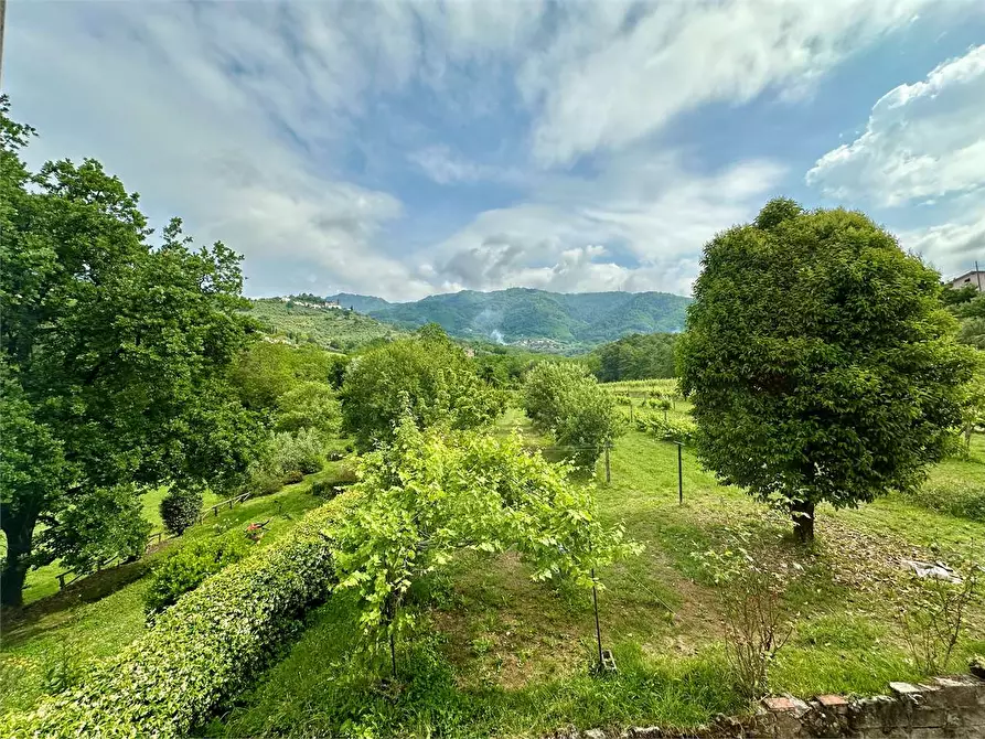 Immagine 38 di Porzione di casa in vendita  in via carlo del Prete a Capannori