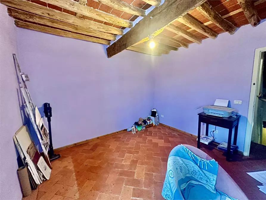 Immagine 13 di Porzione di casa in vendita  in via di carraia a Capannori