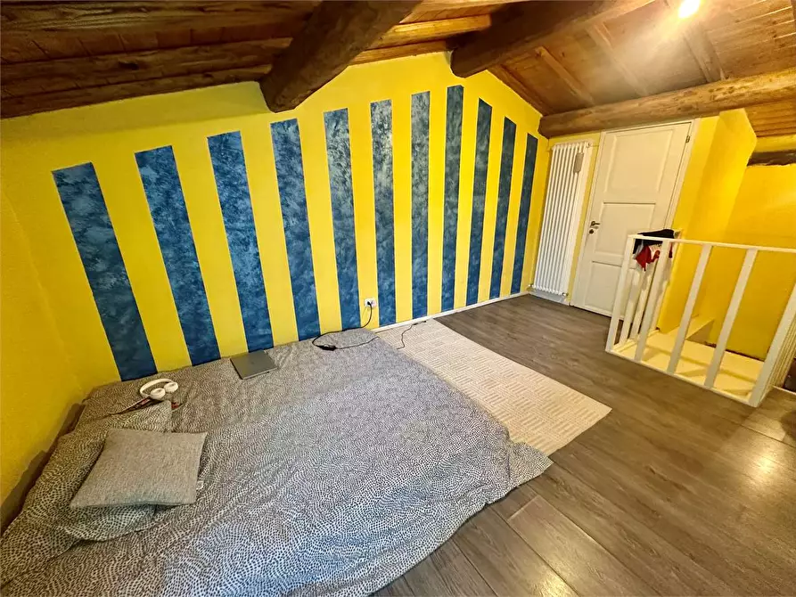 Immagine 16 di Porzione di casa in vendita  in via di carraia a Capannori