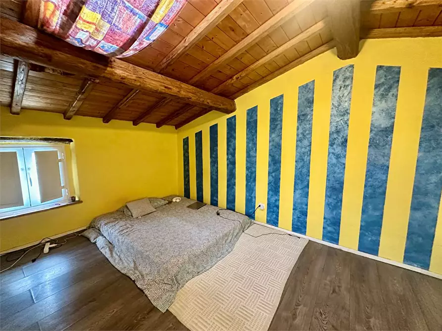 Immagine 17 di Porzione di casa in vendita  in via di carraia a Capannori