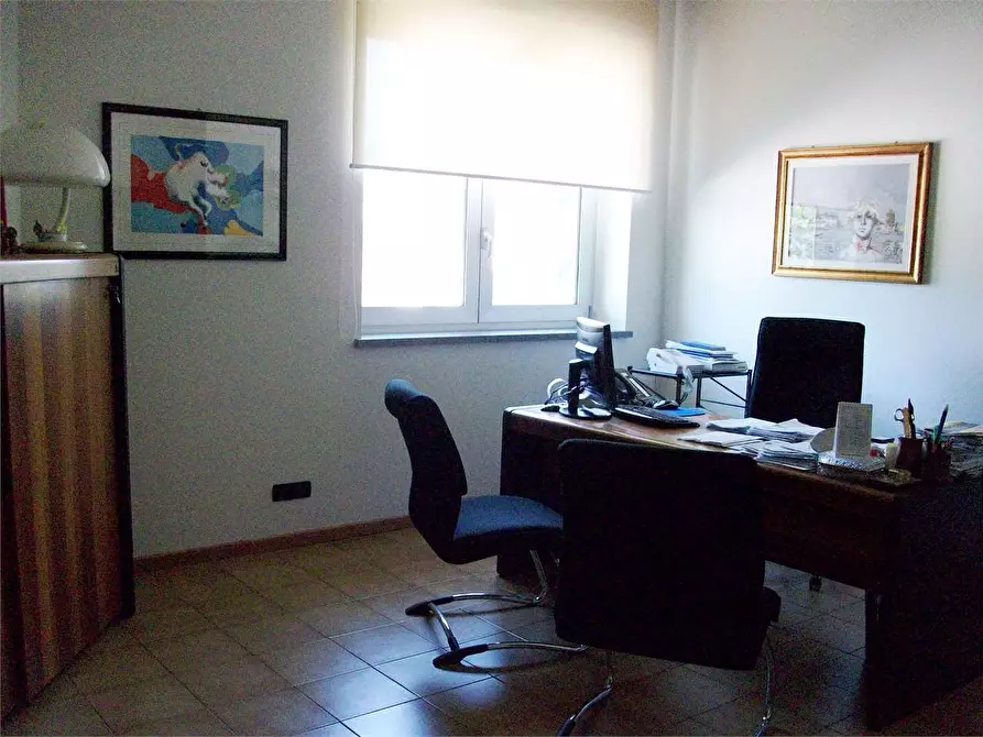 Immagine 5 di Ufficio in vendita  in via delle ville 493 a Capannori