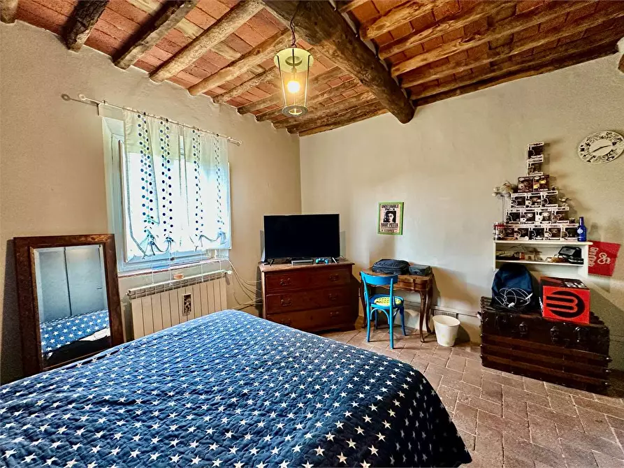 Immagine 25 di Rustico / casale in vendita  in via di mastiano e gugliano a Lucca