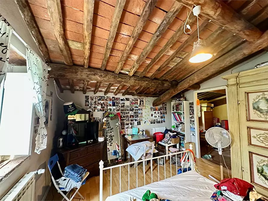 Immagine 29 di Rustico / casale in vendita  in via di mastiano e gugliano a Lucca