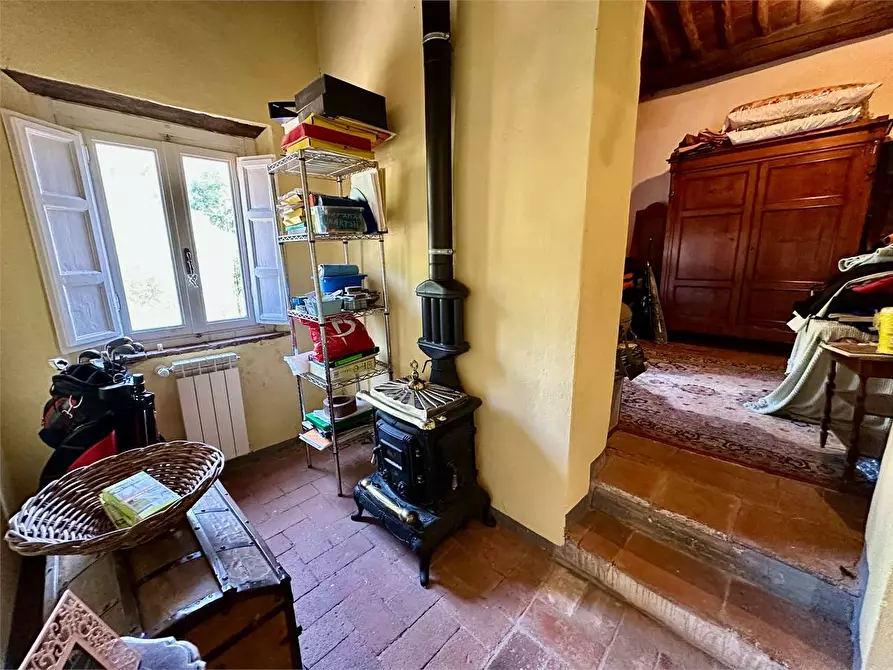 Immagine 34 di Rustico / casale in vendita  in via di mastiano e gugliano a Lucca