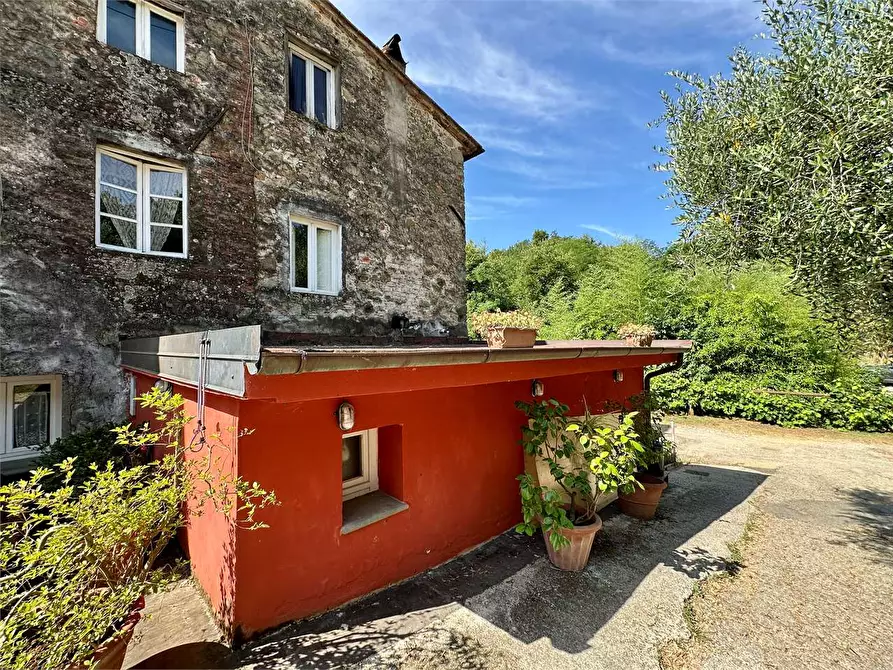 Immagine 37 di Rustico / casale in vendita  in via di mastiano e gugliano a Lucca