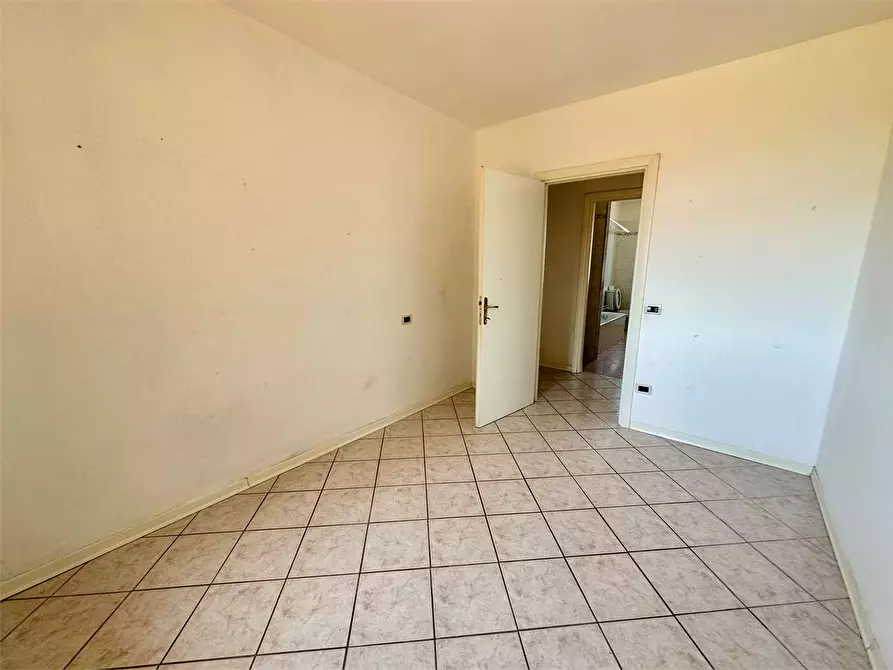 Immagine 11 di Appartamento in vendita  in Via Ciarpi a Porcari