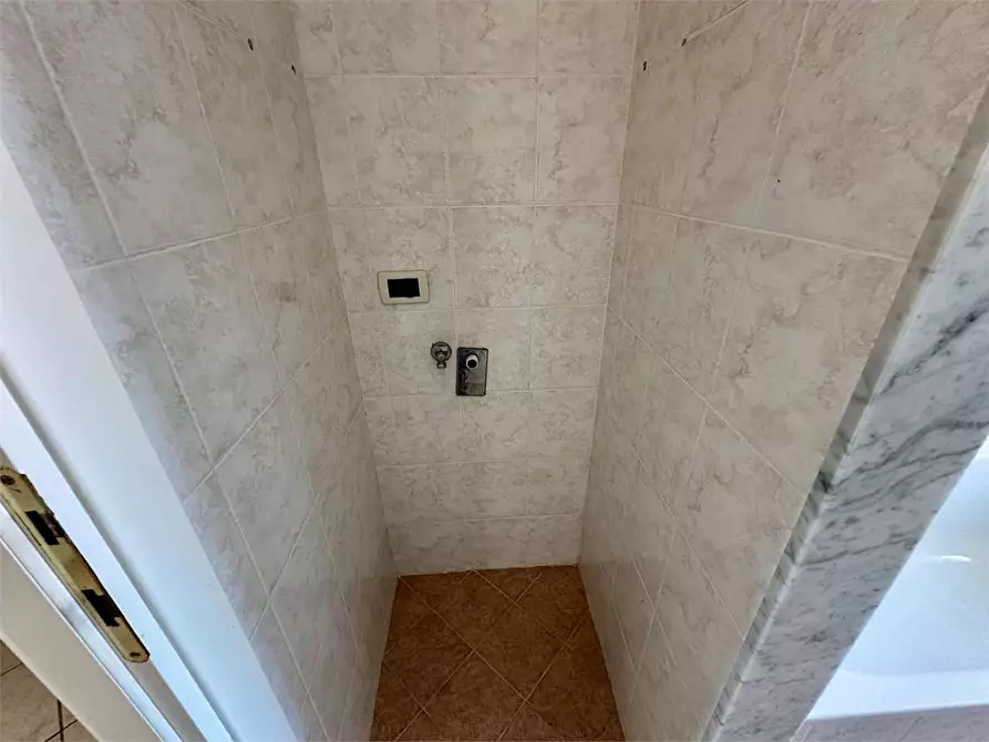 Immagine 15 di Appartamento in vendita  in Via Ciarpi a Porcari