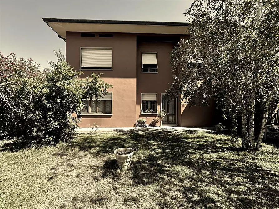 Immagine 34 di Casa bifamiliare in vendita  in via dei massagli a Lucca