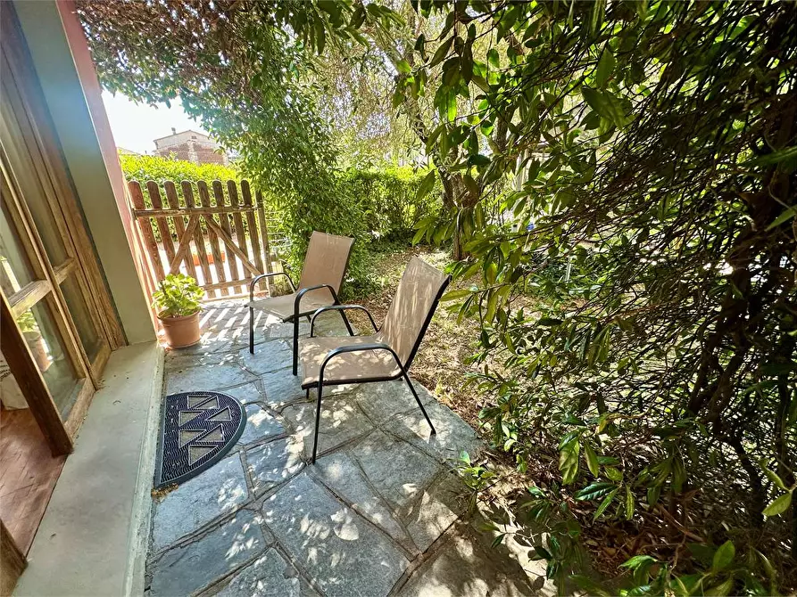 Immagine 37 di Casa bifamiliare in vendita  in via dei massagli a Lucca