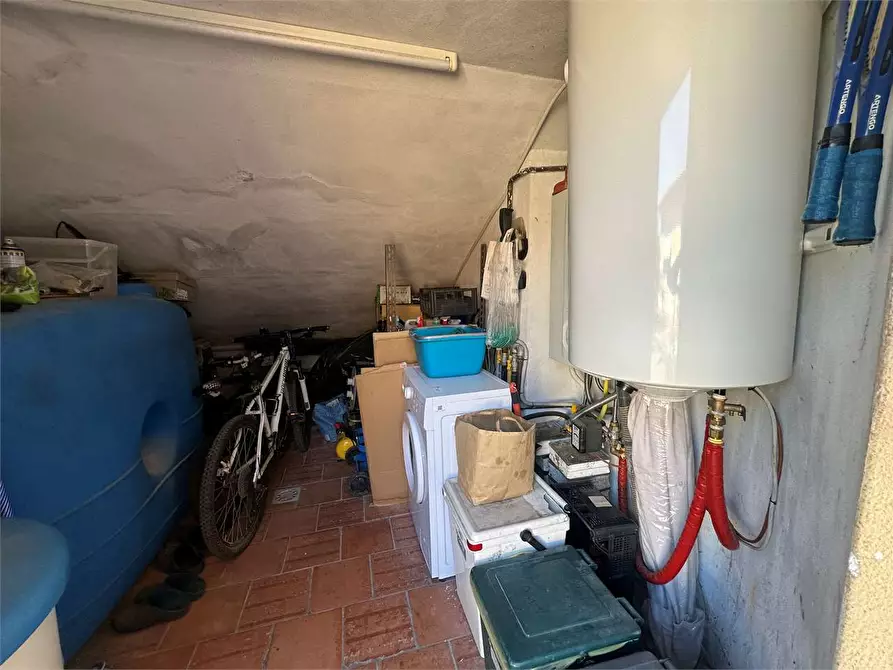 Immagine 36 di Casa bifamiliare in vendita  in via dei massagli a Lucca