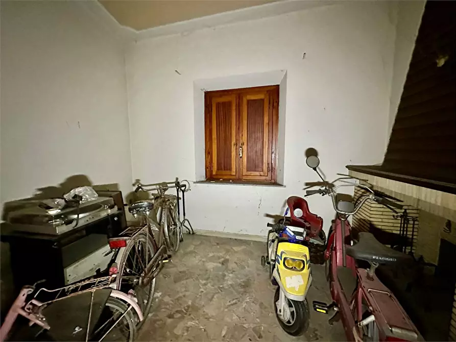 Immagine 7 di Porzione di casa in vendita  in via picciorana a Lucca