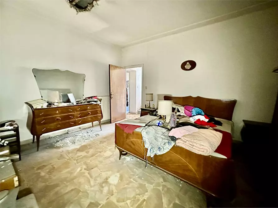 Immagine 22 di Porzione di casa in vendita  in via picciorana a Lucca