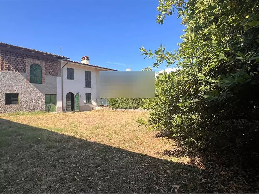 Immagine 1 di Casa bifamiliare in vendita  in porcari a Porcari