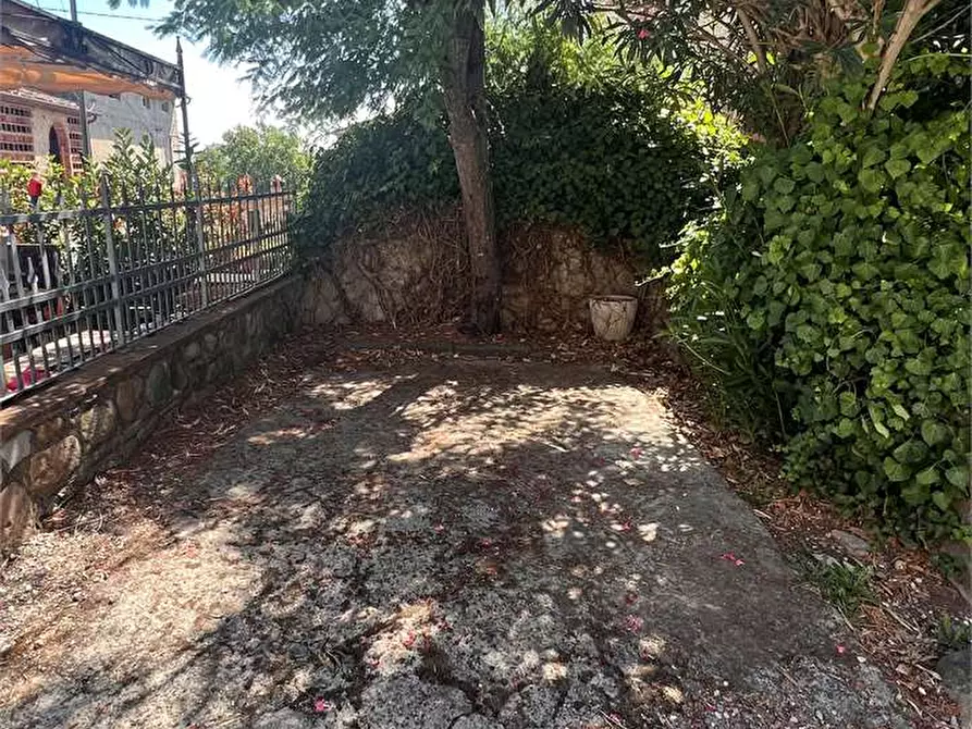 Immagine 5 di Porzione di casa in vendita  in San Ginese a Capannori