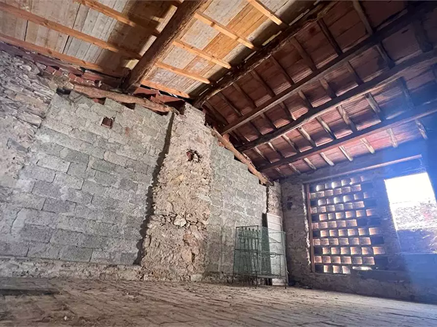 Immagine 38 di Porzione di casa in vendita  in San Ginese a Capannori