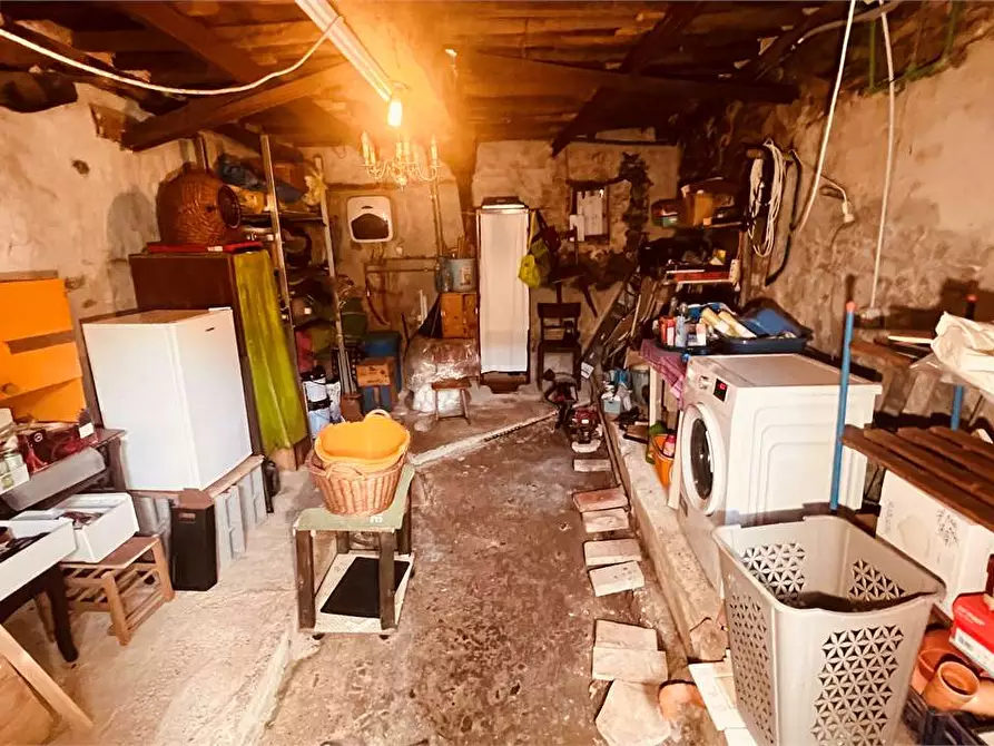 Immagine 7 di Rustico / casale in vendita  in via della torre a Capannori