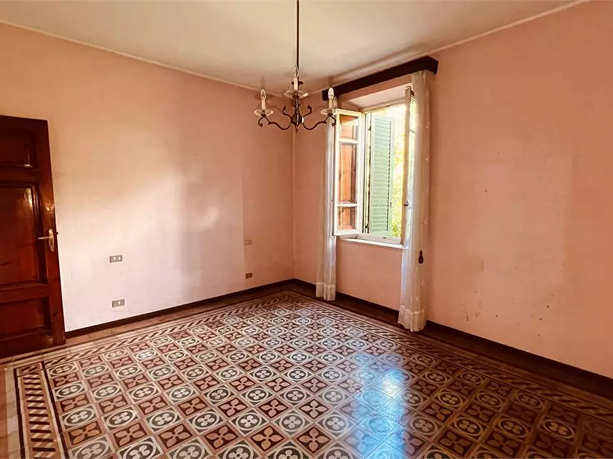 Immagine 15 di Porzione di casa in vendita  in via delle ville 493 a Capannori