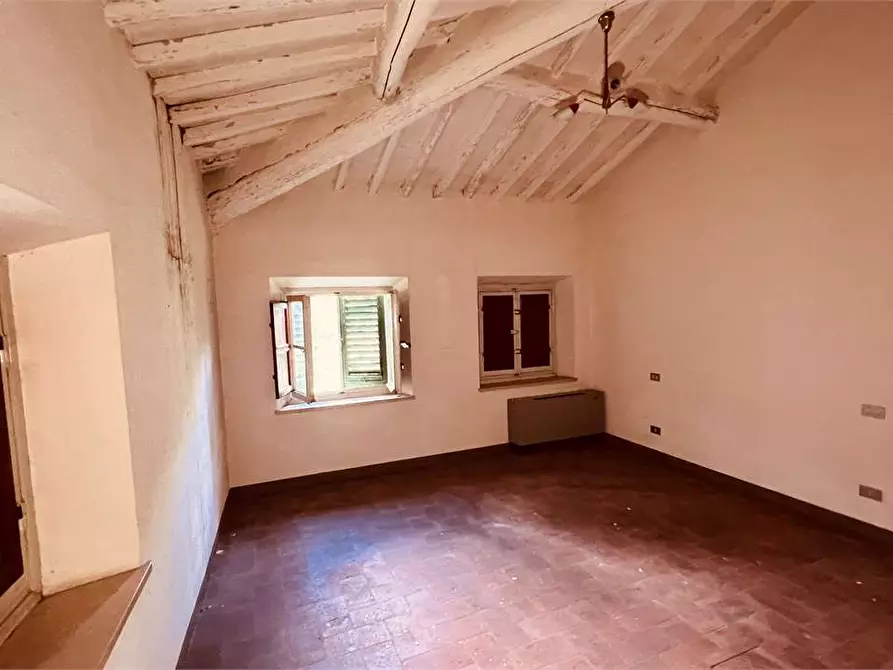 Immagine 18 di Porzione di casa in vendita  in via delle ville 493 a Capannori